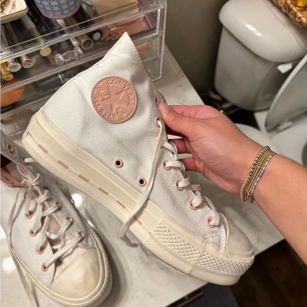 Pink platform converse